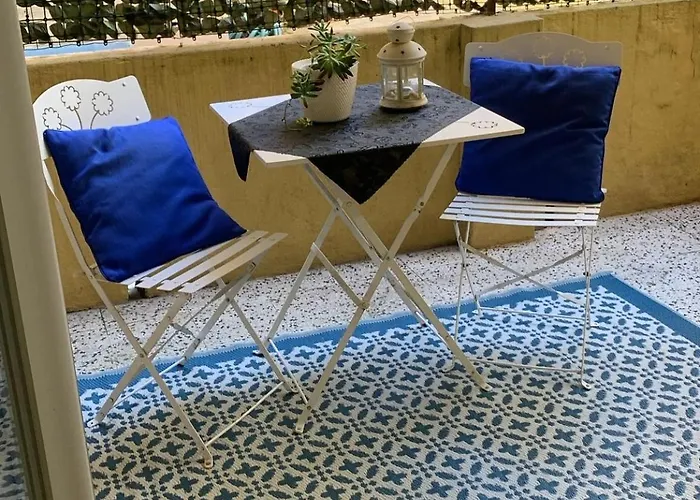 Perla In The Sea * לה ספציה